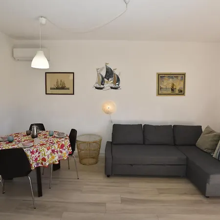 Apartament Bilocali Delfino - Spazi Esterni, Aria Condizionata E Posto Auto *